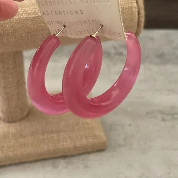 NWT Anthropologie Pink Cat's Eye Stone Pierced Hoop Earrings 1.70" Diameter - Picture 7 of 8